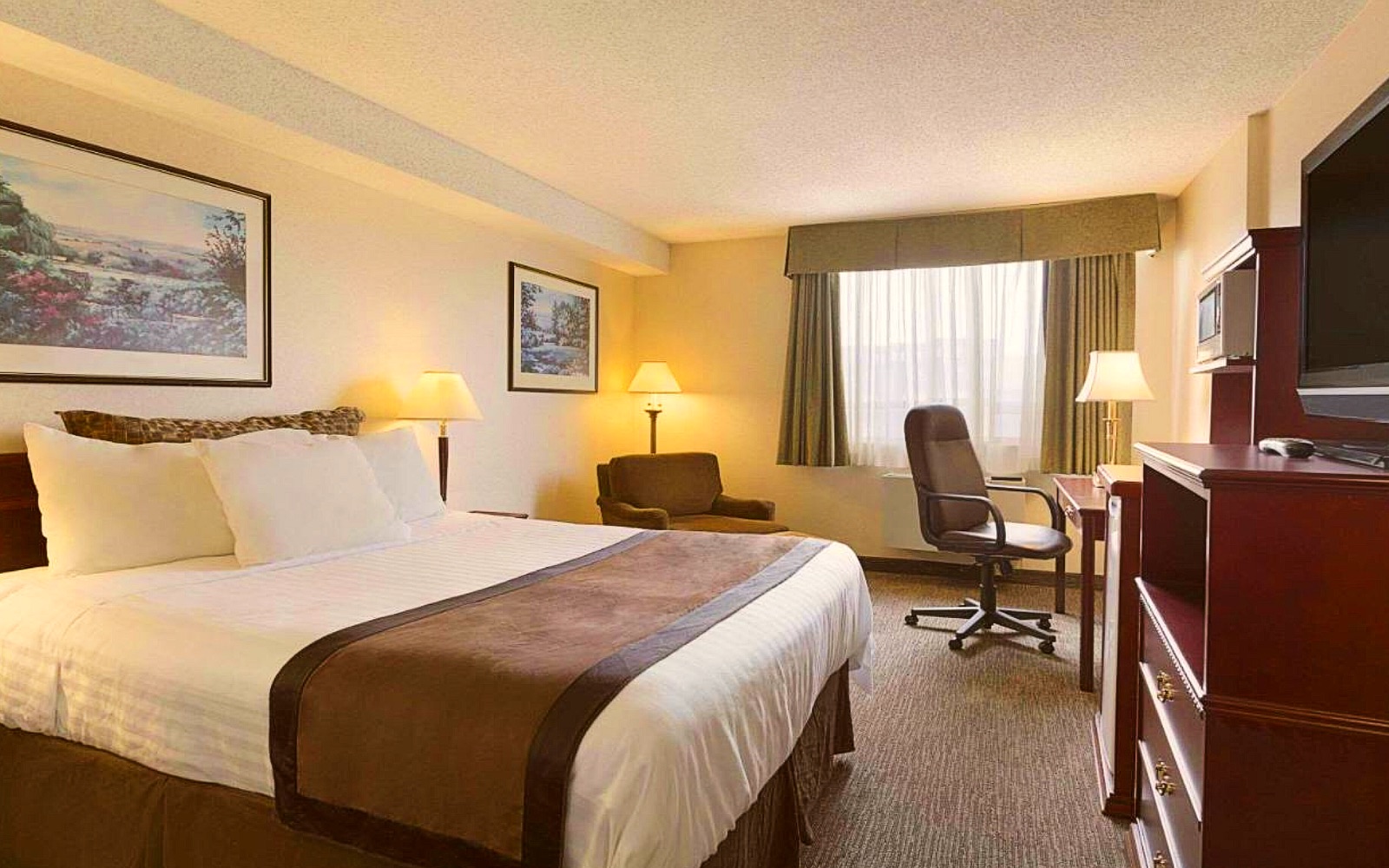A room at the Travelodge Vancouver Airport