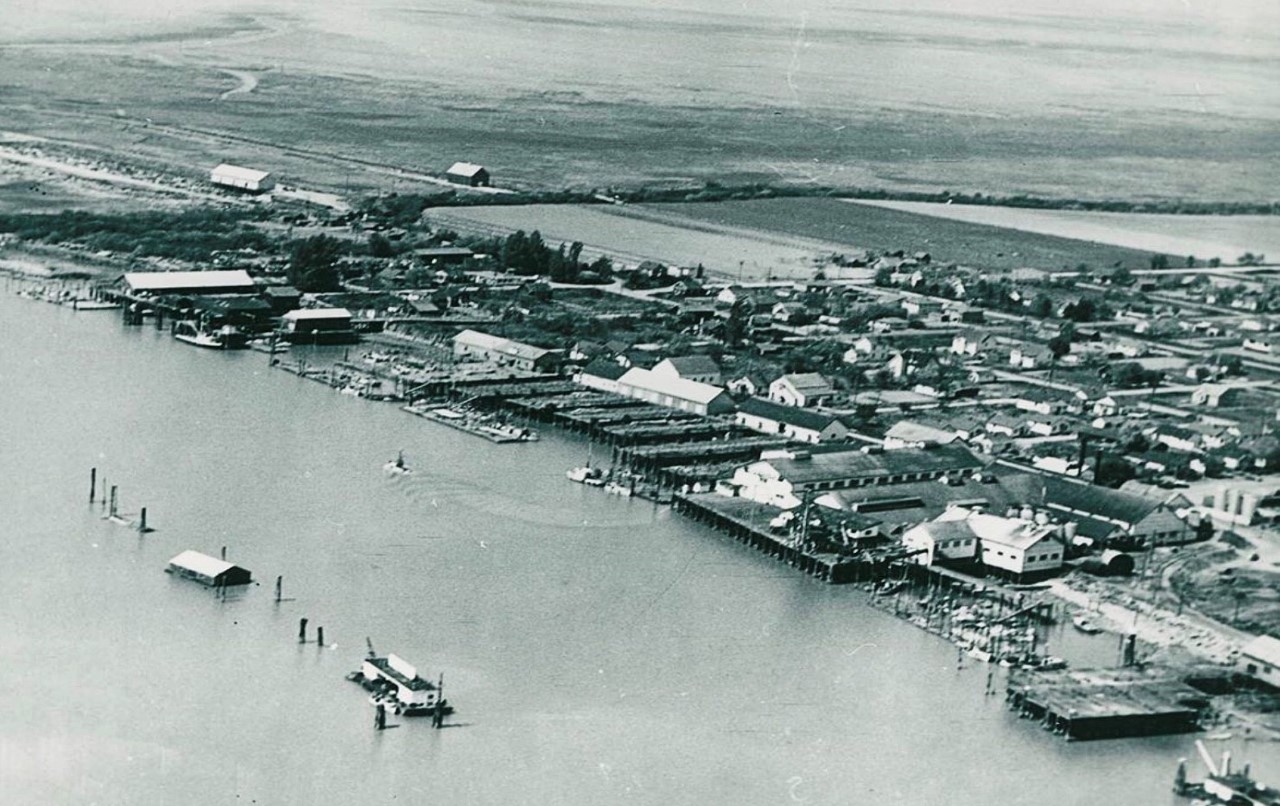 An areial photograph of Steveston in the early 20th century