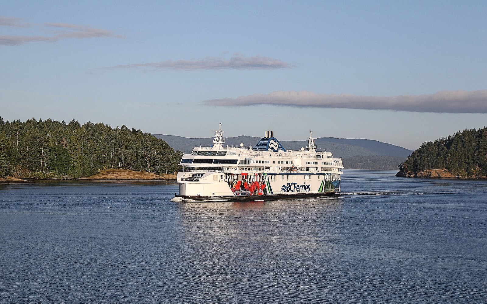 A BC Ferry ships comes into port
