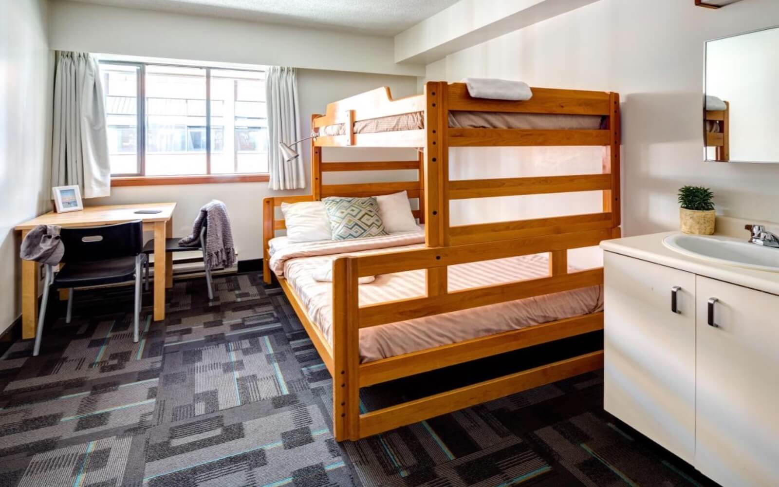 Best Hostels in Vancouver Parties to Peace and Quiet Vancouver Planner