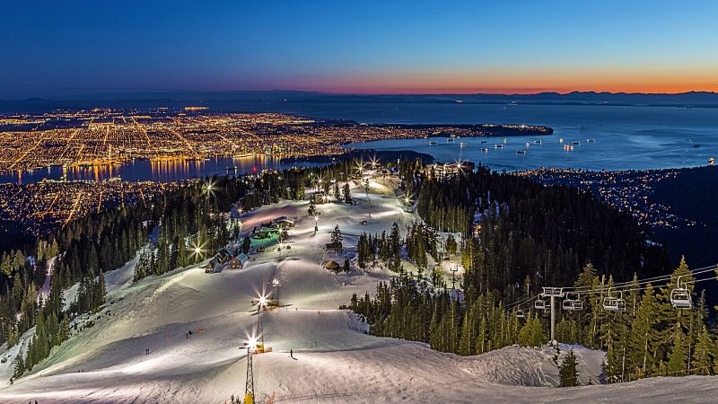 The view from Grouse Mountain at dusk