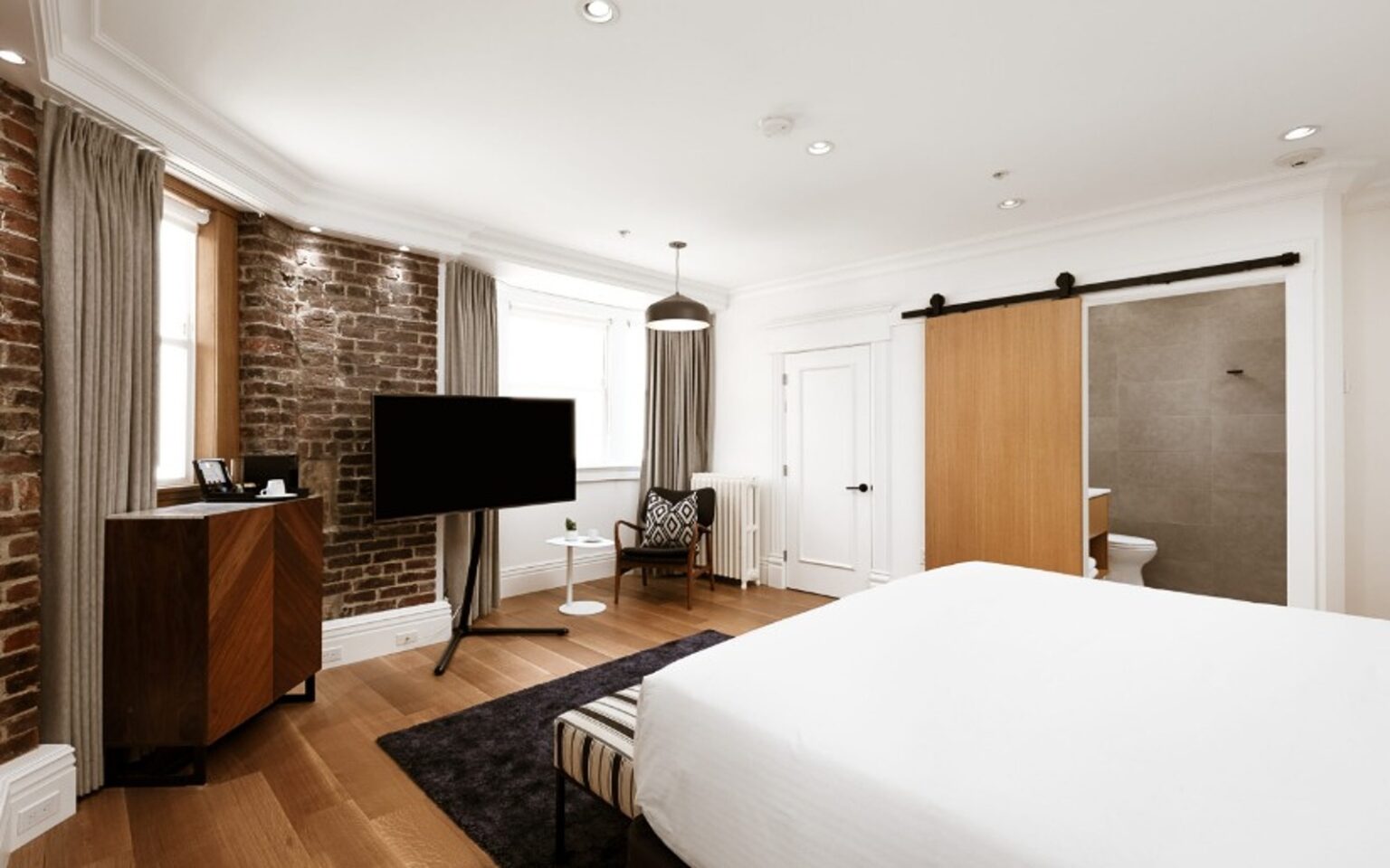 12 Best Cheap Hotels in Vancouver Budget Hotels Downtown