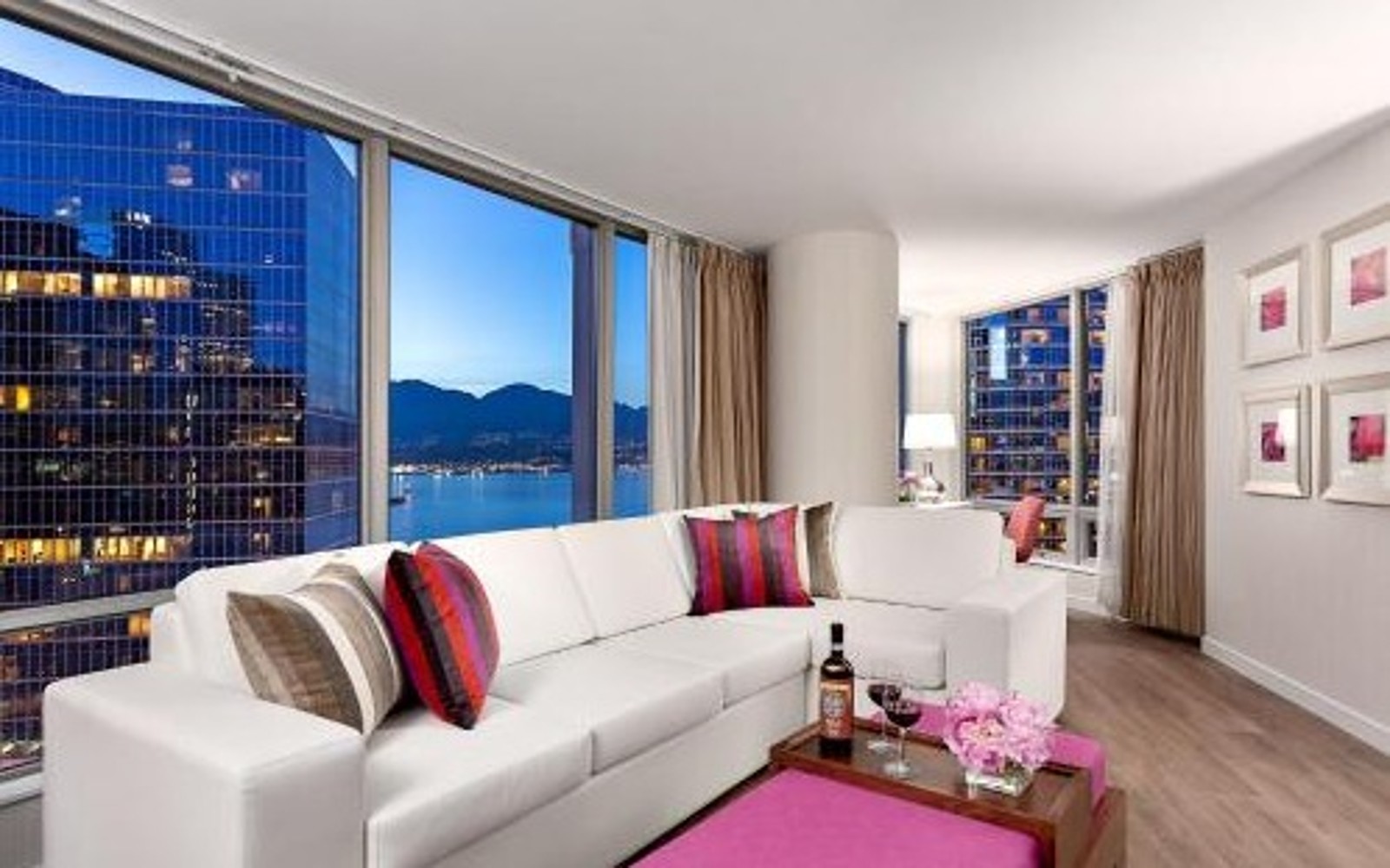 7 Best Hotels near Vancouver Convention Centre from $127.00 - Vancouver ...