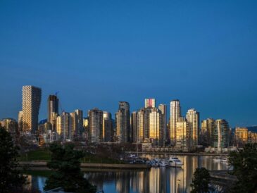 downtown vancouver skyscaper