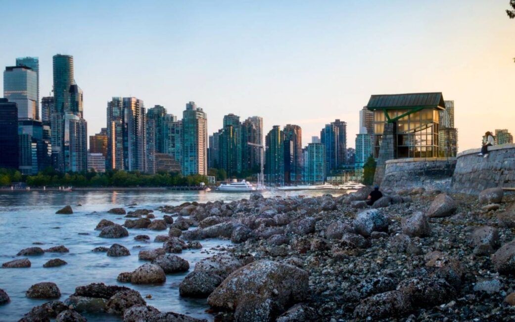 the view of the Stanley Park 9'o clock gun along the Seawall.